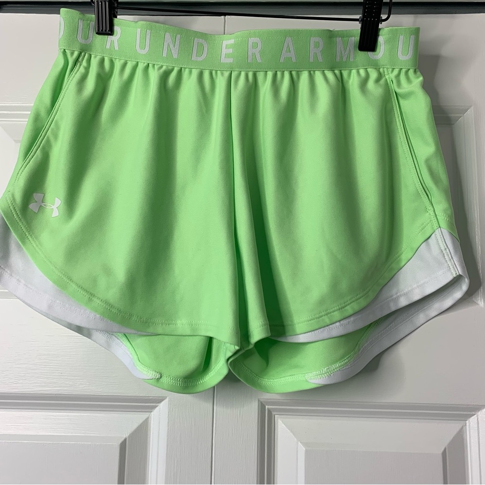 Under Armour Women's Play Up 3.0 Phosphor Green Athletic Shorts Size US M